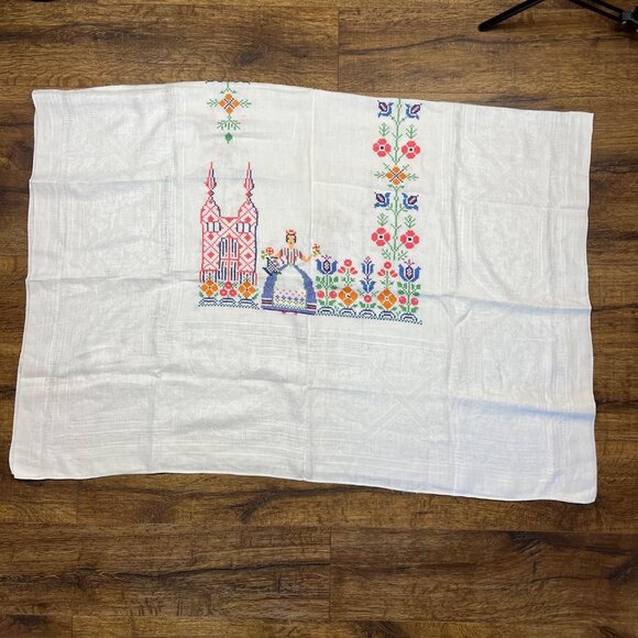 Vintage Folk-Art Cross Stitch Embroidered Linen Tablecloth & Napkins 68" x 50" - Picture 3 of 16